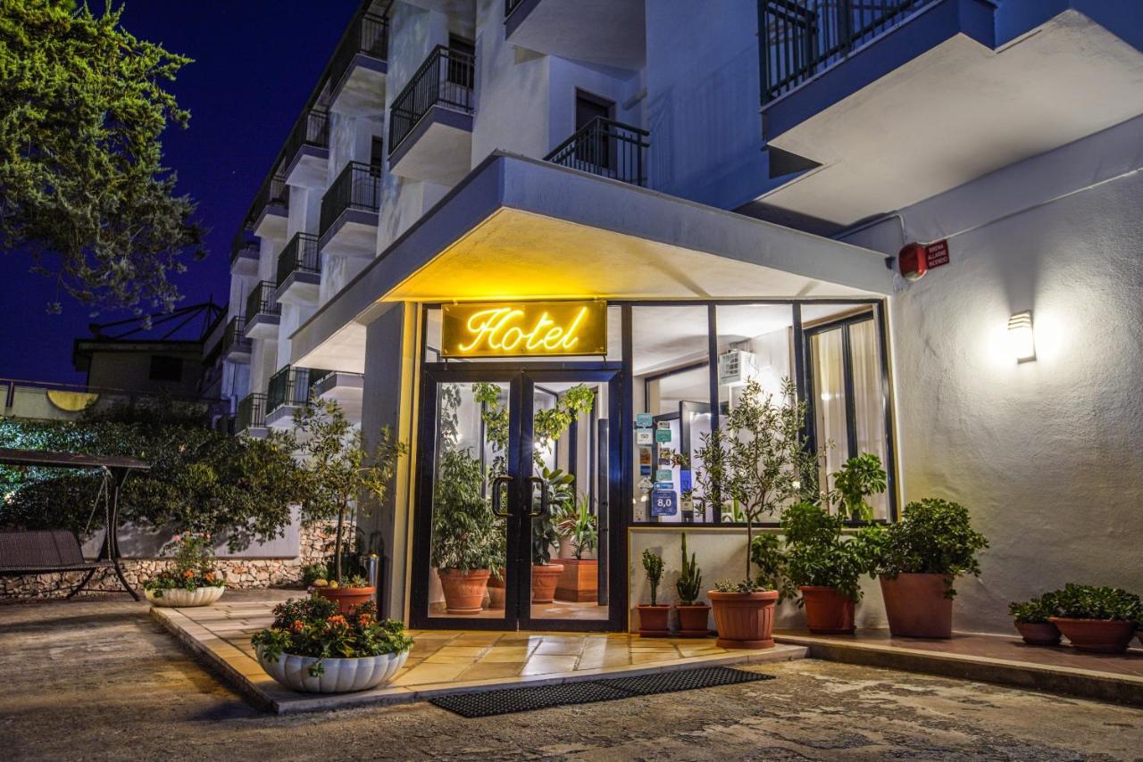 Hotel Murgia Santeramo in Colle Kültér fotó
