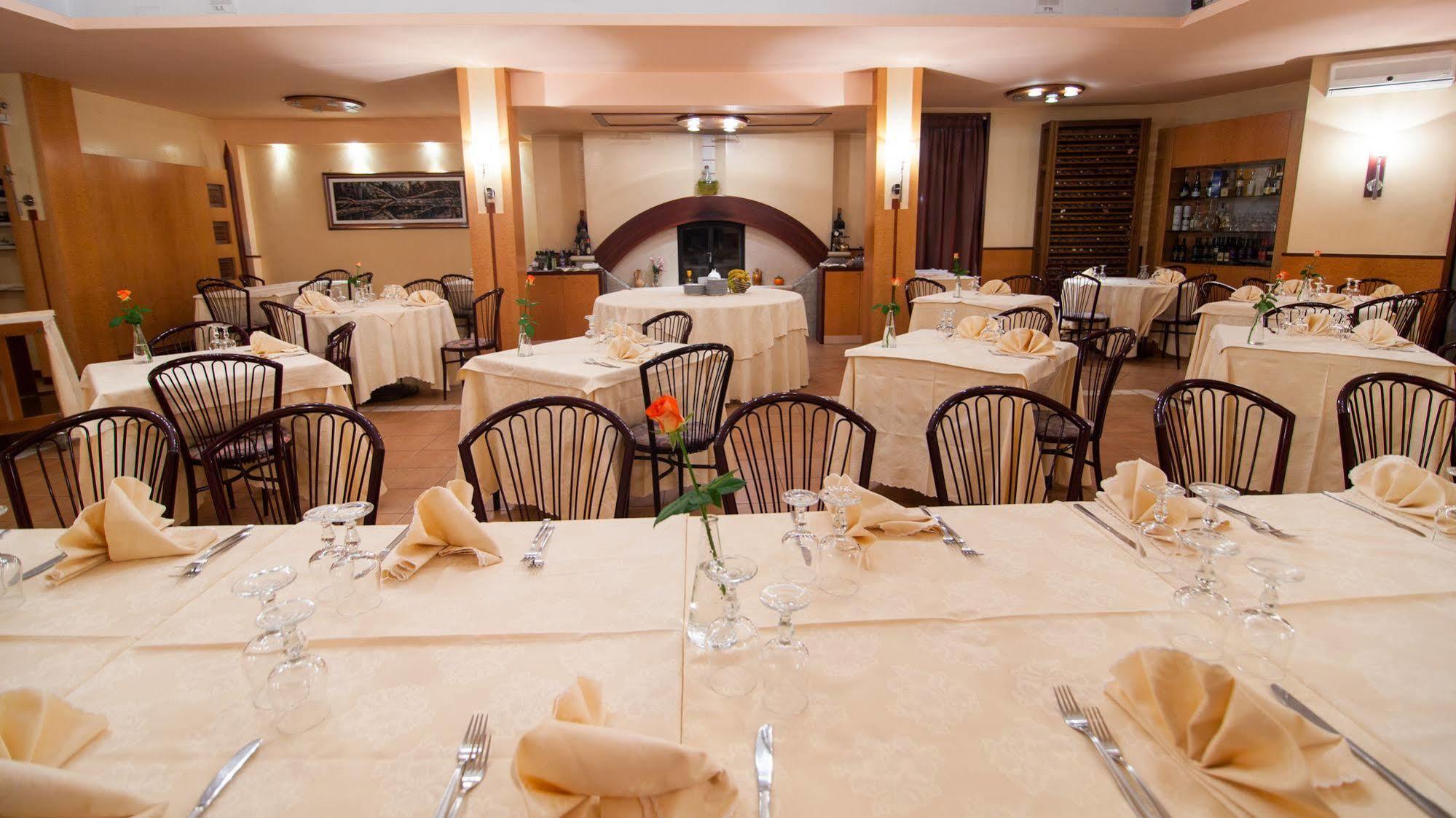 Hotel Murgia Santeramo in Colle Kültér fotó